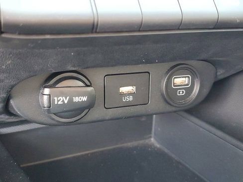 Certified 2022 Hyundai Elantra SEL w/ Winter Weather Package image 29