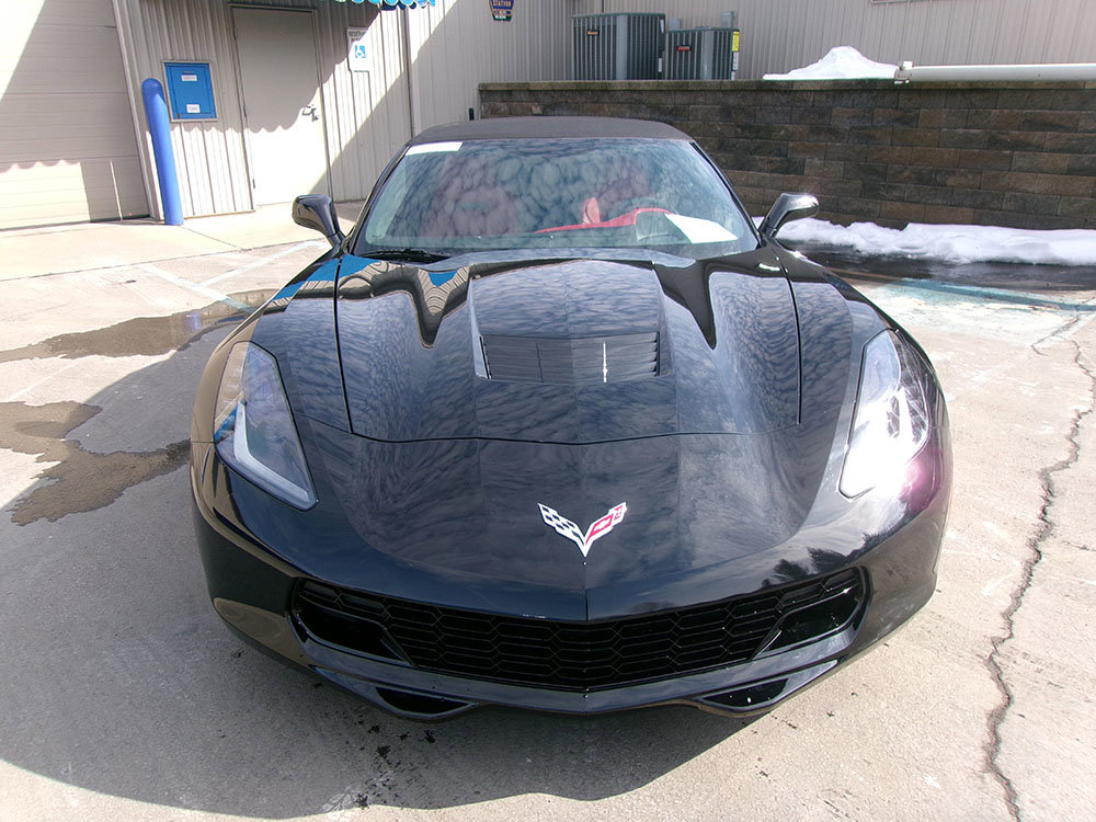 Used 2014 Chevrolet Corvette Stingray Convertible w/ 3LT Preferred Equipment Group RWD image 2