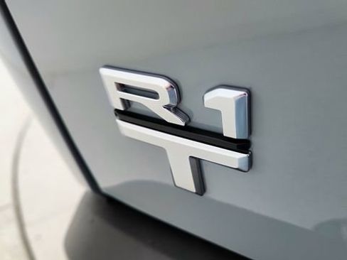 Used 2024 Rivian R1T Adventure image 18