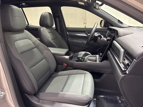 Used 2026 GMC Terrain AT4 w/ Convenience Package III image 43