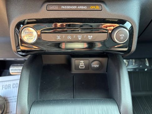 Used 2024 Ford Escape ST-Line w/ Tech Pack #1 AWD/4WD image 21