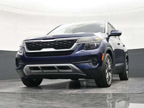 Used 2021 Kia Seltos EX AWD/4WD image 27