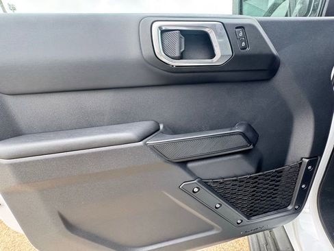 New 2026 Ford Bronco Outer Banks image 17