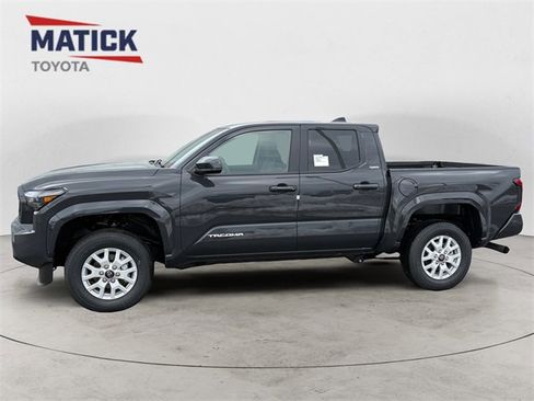 New 2026 Toyota Tacoma SR5 image 4