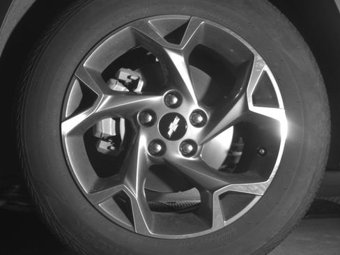Used 2025 Chevrolet Trax LT FWD image 12