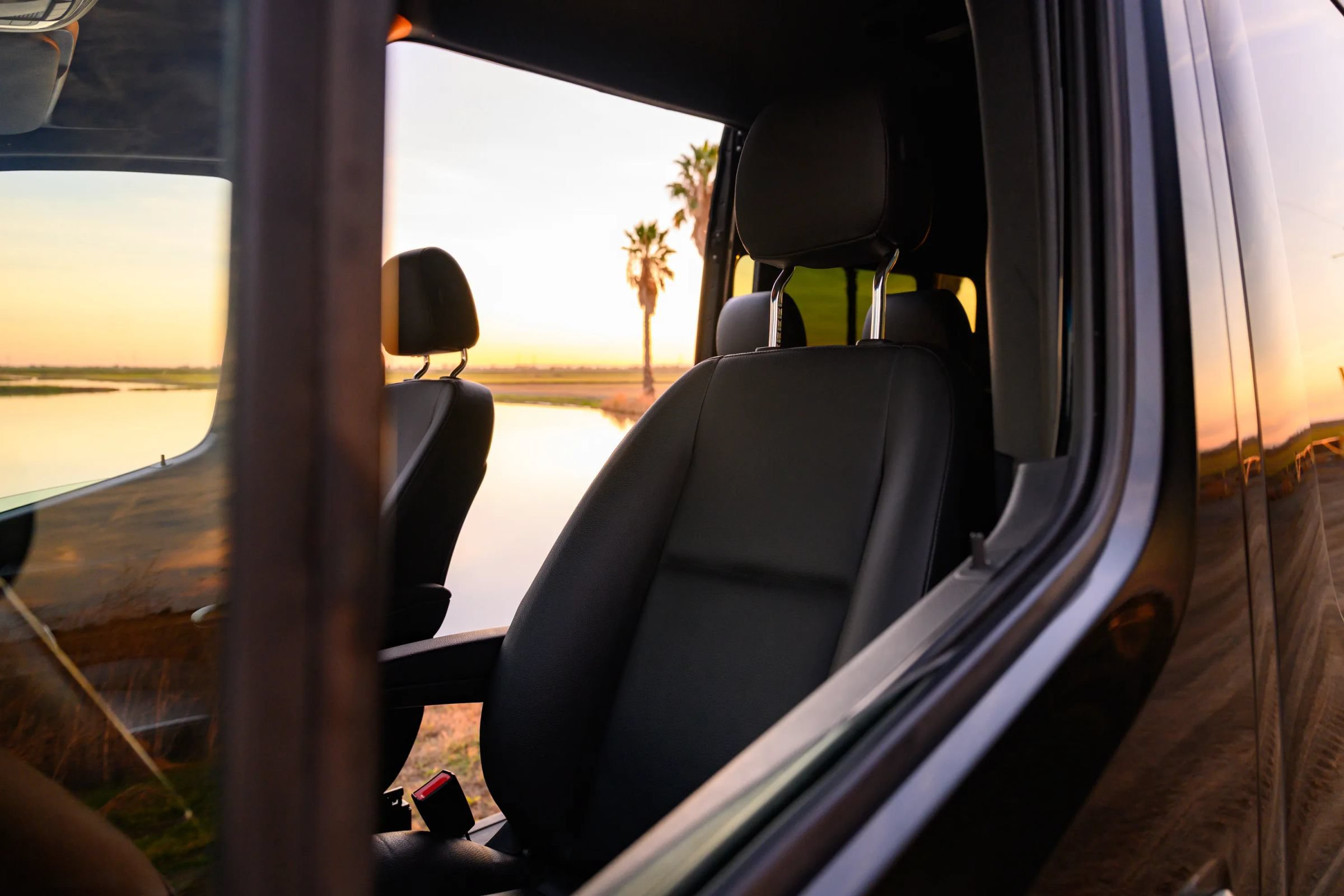 Used 2024 Mercedes-Benz Sprinter 2500 image 9