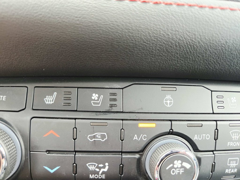 Used 2023 Dodge Durango R/T AWD/4WD image 32