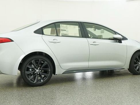 Used 2026 Toyota Corolla SE w/ SE Premium Package FWD image 45
