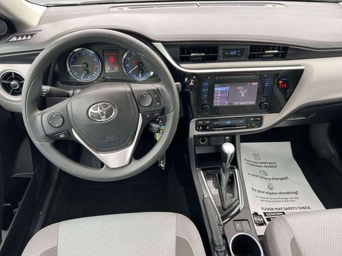 Certified 2018 Toyota Corolla LE image 16
