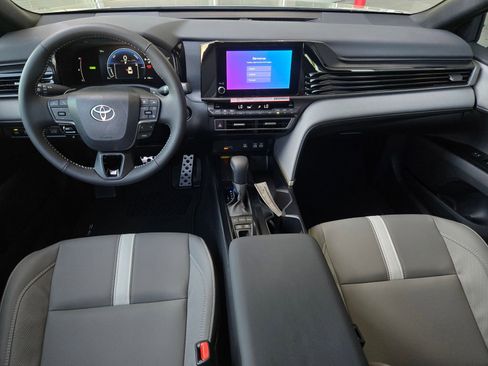 Certified 2026 Toyota Camry SE w/ Convenience Package FWD image 12