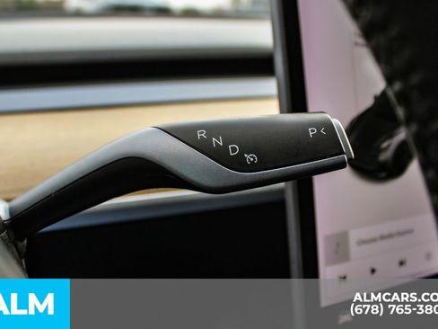 Used 2021 Tesla Model 3 Performance image 29