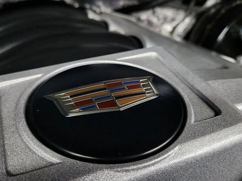 Used 2017 Cadillac Escalade Luxury image 61