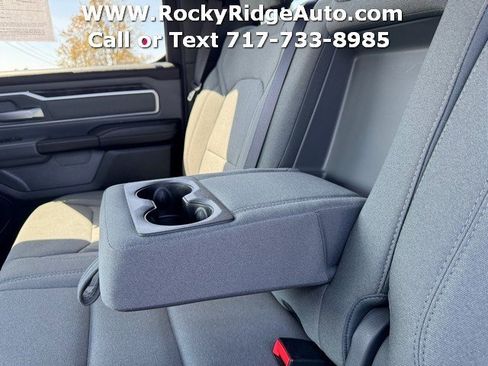Used 2022 RAM 1500 Big Horn AWD/4WD image 16