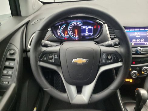 Used 2020 Chevrolet Trax LT w/ Redline Edition AWD/4WD image 22