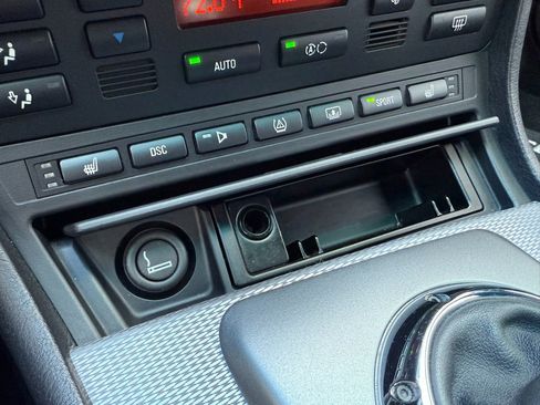 Used 2006 BMW M3 Coupe image 32