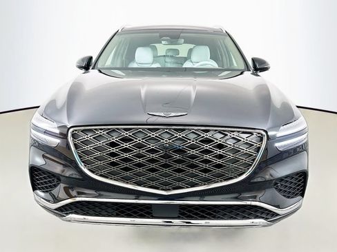 Certified 2026 Genesis GV70 2.5T Advanced AWD/4WD image 2