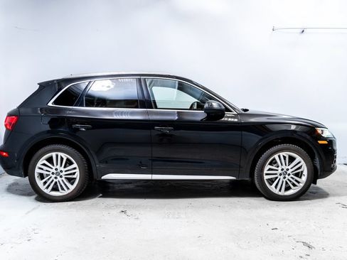 Used 2019 Audi Q5 2.0T Premium Plus w/ Premium Plus Package AWD/4WD image 8