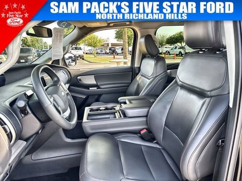 Used 2025 Ford Expedition Active RWD image 20