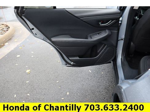 Used 2020 Subaru Outback Premium image 23