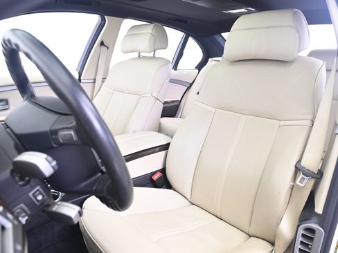 Used 2007 BMW 750Li RWD image 5