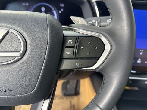 Used 2023 Lexus RZ 450e Premium image 14