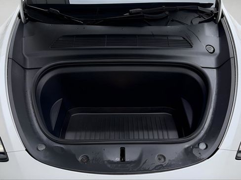 Used 2022 Tesla Model Y Performance image 32