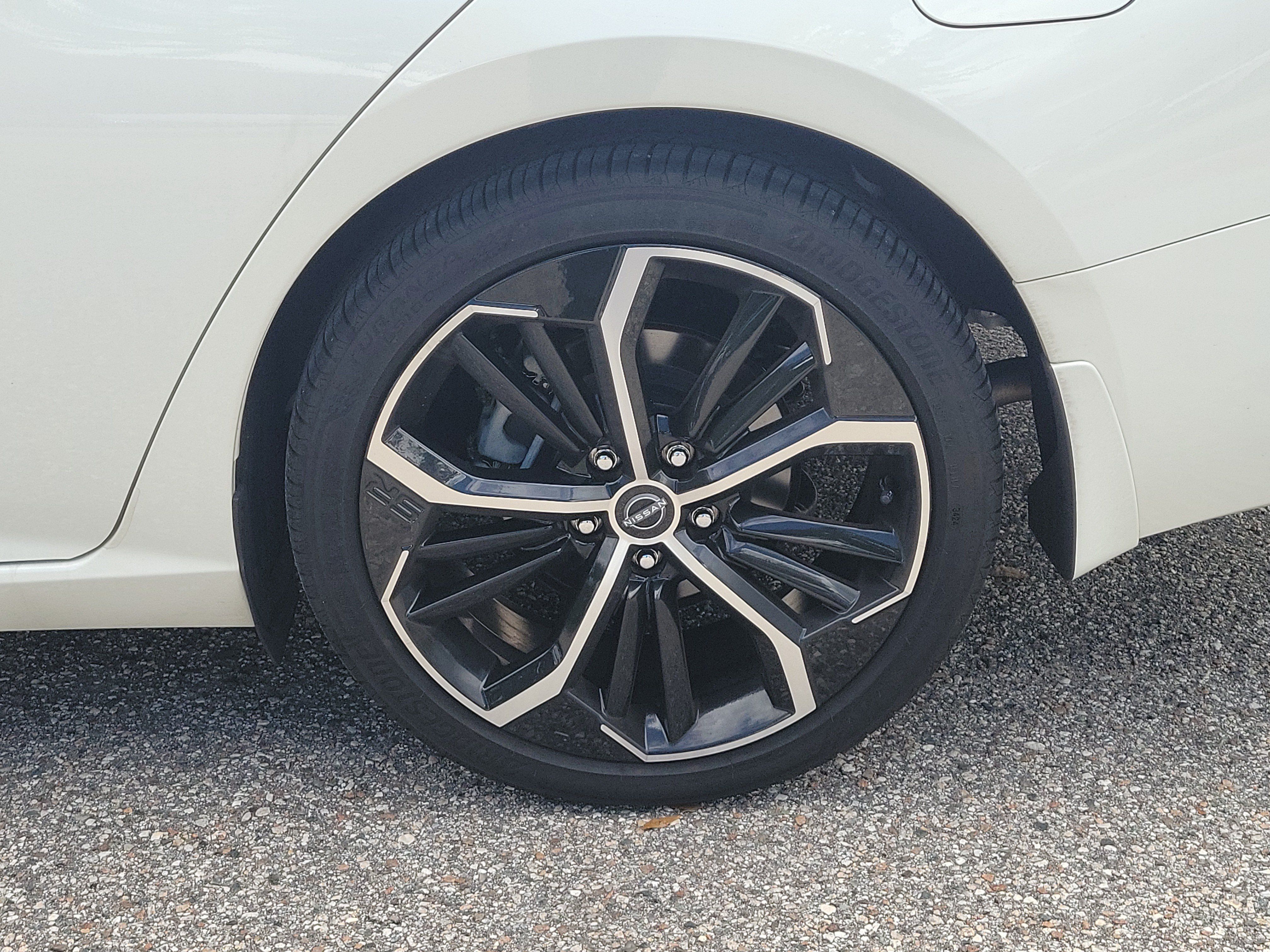 Certified 2025 Nissan Altima 2.5 SR w/ SR Premium Package FWD image 10