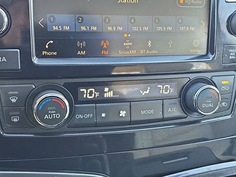 Used 2019 Nissan Maxima 3.5 SL w/ Floor Mat Group image 17