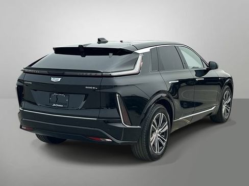 Certified 2024 Cadillac Lyriq Luxury AWD/4WD image 26
