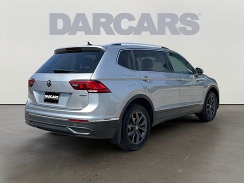 Used 2022 Volkswagen Tiguan SE AWD/4WD image 5