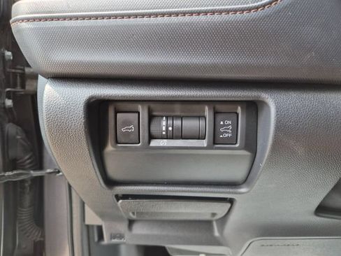 Used 2025 Subaru Forester Touring AWD/4WD image 19