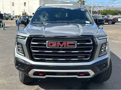 New 2026 GMC Yukon AT4 w/ AT4 Premium Package image 2