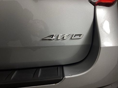 Used 2023 Ford Explorer XLT w/ Equipment Group 202A image 36