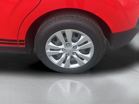 Used 2020 Kia Soul LX image 9