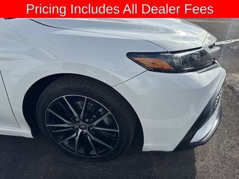 Used 2024 Toyota Camry SE w/ Convenience Package FWD image 7
