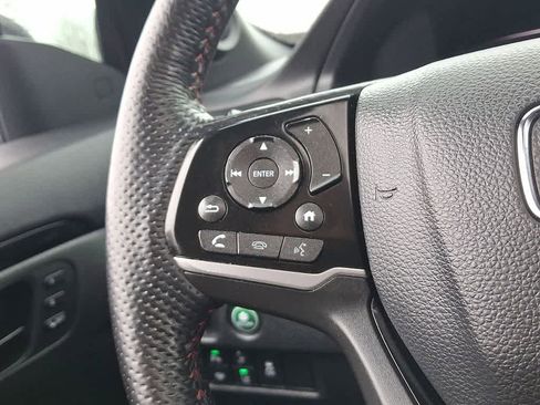 Used 2024 Honda Passport Black Edition image 17