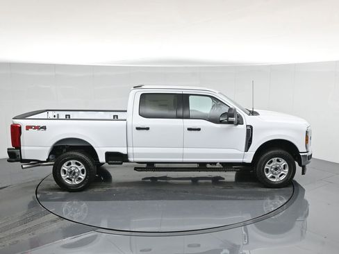 New 2026 Ford F250 XLT w/ FX4 Off-Road Package AWD/4WD image 43