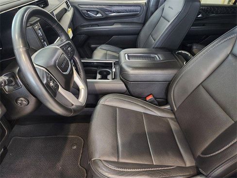 Certified 2023 GMC Yukon XL Denali image 8