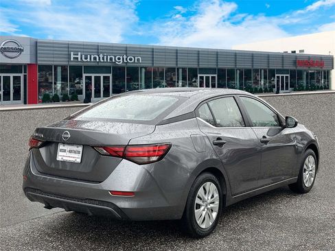 Certified 2025 Nissan Sentra S image 6