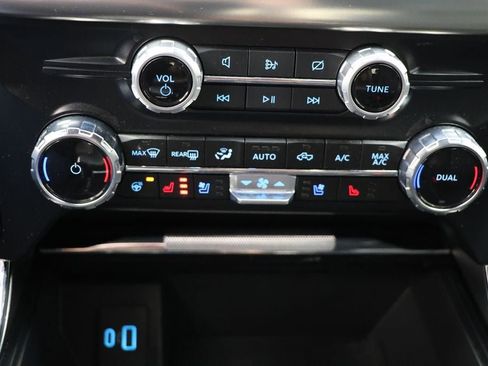 Used 2023 Ford F150 Lariat image 30