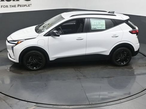 New 2027 Chevrolet Bolt RS w/ LPO, All-Weather Package FWD image 36
