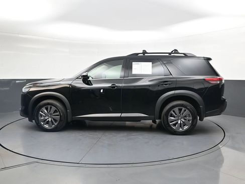 Used 2025 Nissan Pathfinder SV AWD/4WD image 11