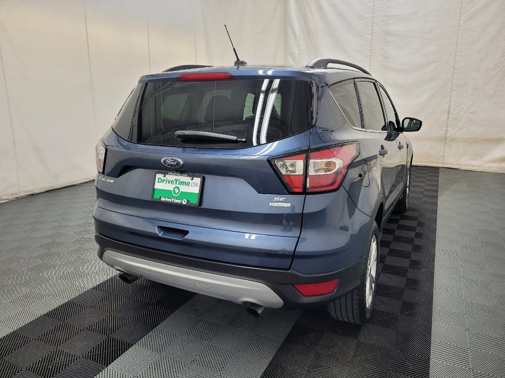 Used 2018 Ford Escape SE FWD image 9