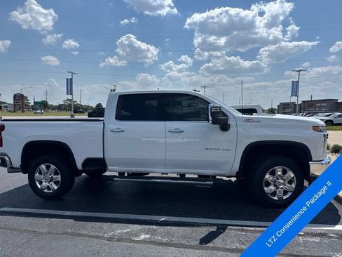 Used 2023 Chevrolet Silverado 3500 LTZ w/ LTZ Plus Package AWD/4WD image 4