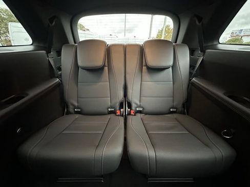 Used 2025 Mercedes-Benz GLS 450 GLS 450 image 18