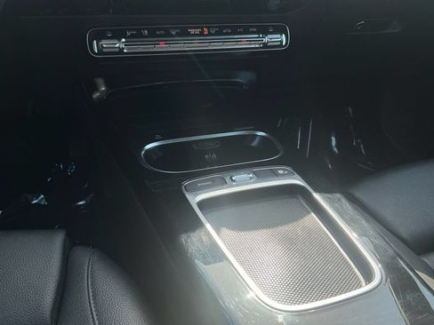 Used 2025 Mercedes-Benz CLA 250 image 12