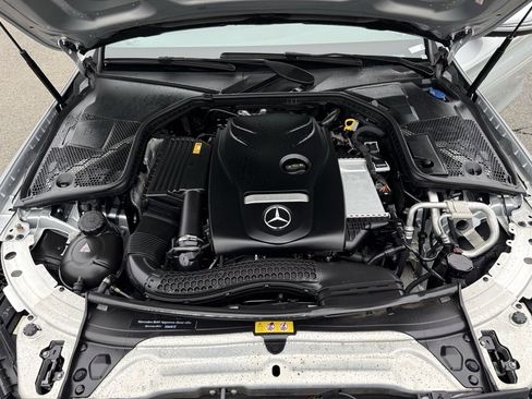 Used 2018 Mercedes-Benz C 300 4MATIC Sedan w/ Premium Package image 15