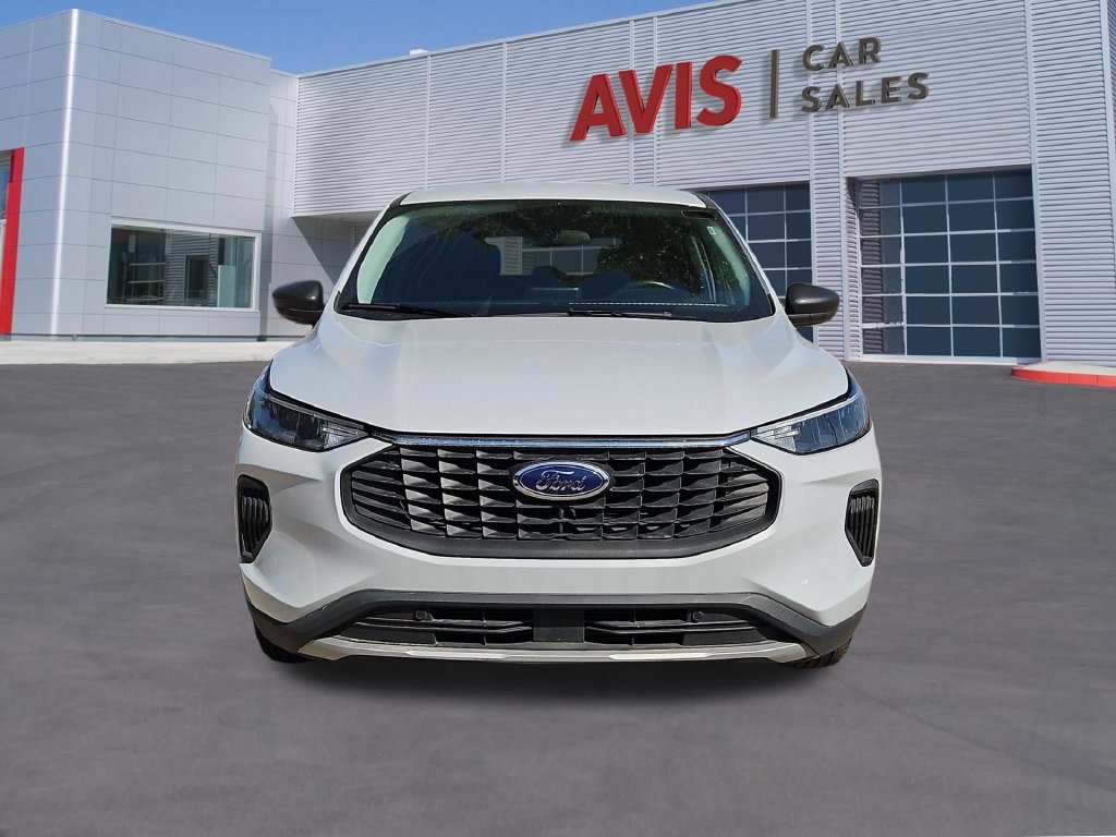 Used 2025 Ford Escape Active AWD/4WD image 2