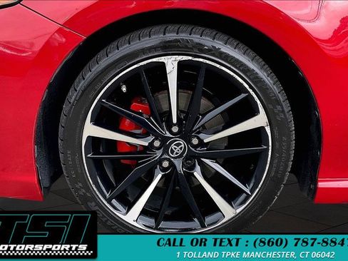 Used 2019 Toyota Camry XSE w/ Driver Assist Package FWD image 9