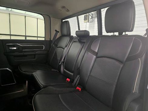 Used 2022 RAM 2500 Laramie AWD/4WD image 12